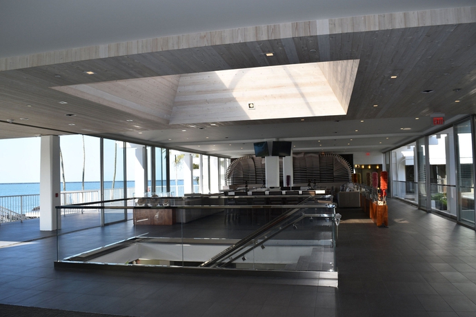 Imagen de los interiores del Hotel Grand Naniloa Hilo - A Doubletree By Hilton. Foto 7