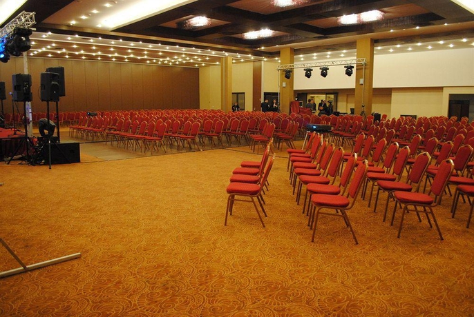 Imagen general del Hotel Grand Napoca. Foto 8