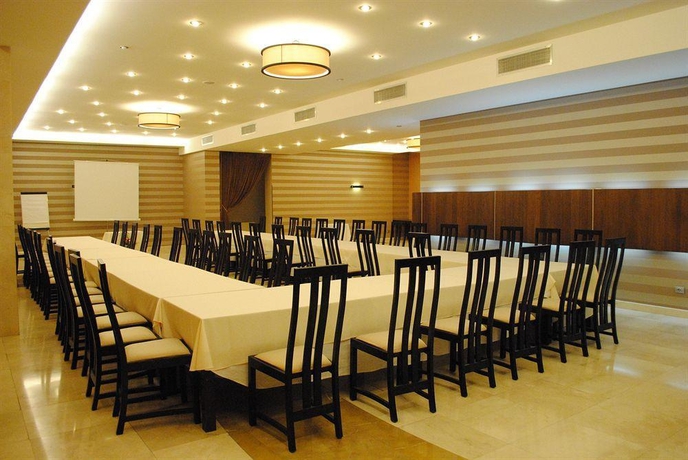 Imagen general del Hotel Grand Napoca. Foto 15