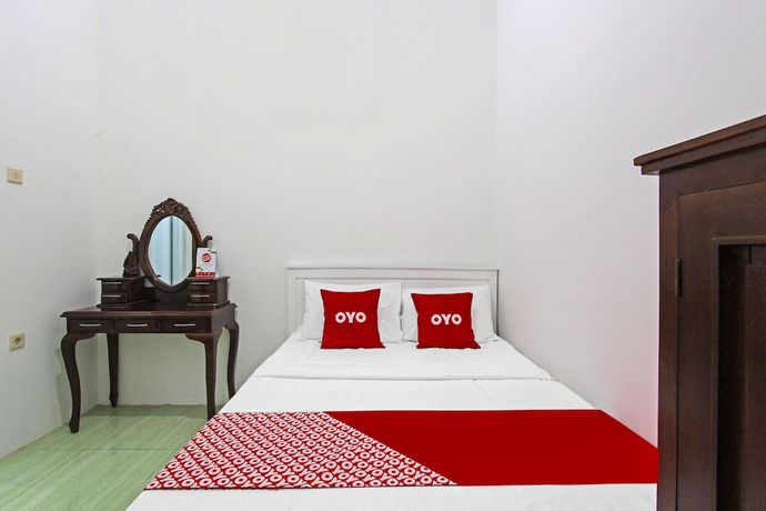 Imagen de la habitación del Hotel Grand New Si Jago Mitra RedDoorz. Foto 12