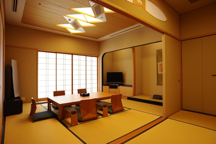 Imagen de la habitación del Hotel Grand Nikko Awaji. Foto 14