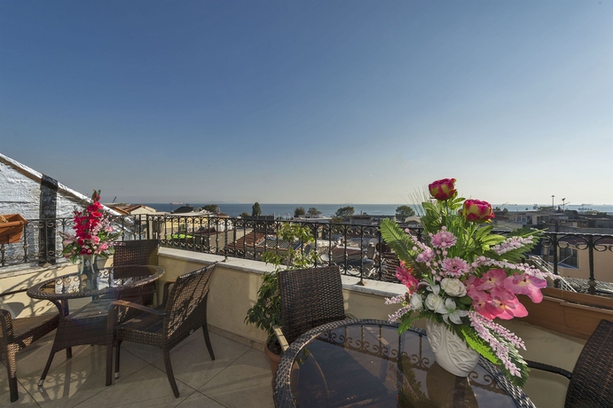 Imagen de los exteriores del Hotel Grand Ninova. Foto 12