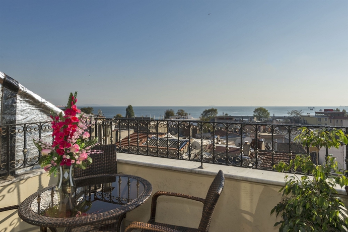 Imagen de los exteriores del Hotel Grand Ninova. Foto 13