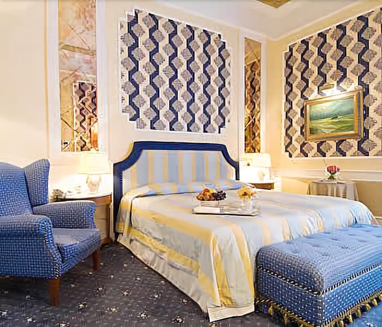 Imagen de la habitación del Hotel Grand Nizza Et Suisse. Foto 8