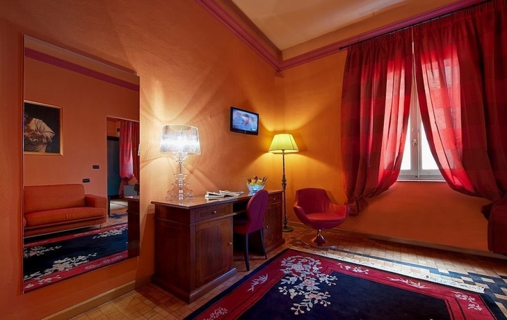Imagen de la habitación del Hotel Grand Nizza Et Suisse. Foto 16