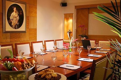 Imagen general del Hotel Grand Noble. Foto 7