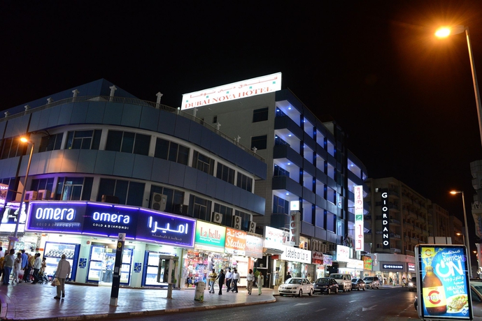 Imagen de los exteriores del Hotel Grand Nova. Foto 11