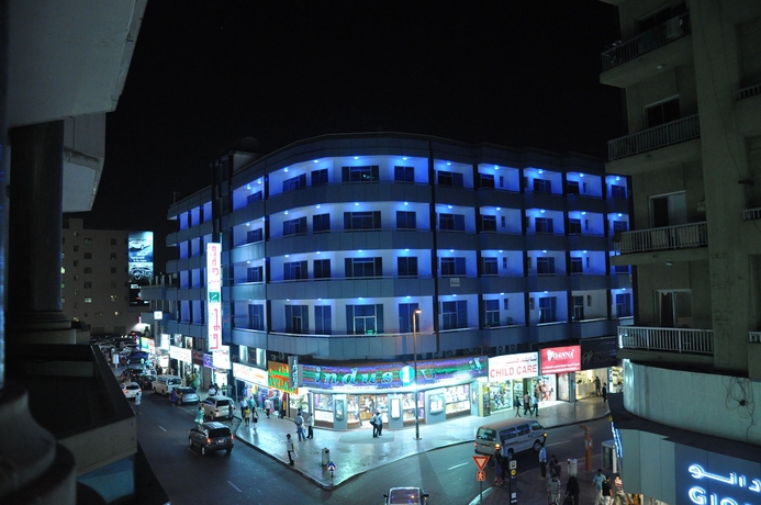 Imagen de los exteriores del Hotel Grand Nova. Foto 12