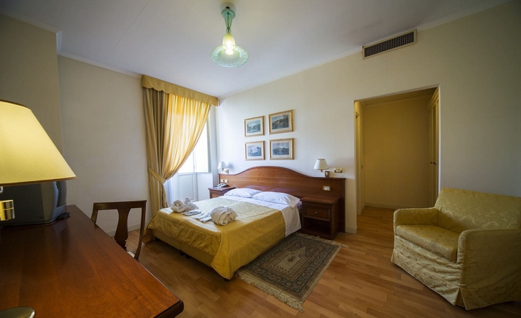Imagen de la habitación del Hotel Grand Nuove Terme. Foto 8