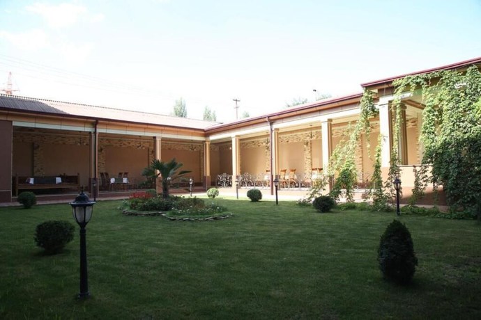 Imagen de la habitación del Hotel Grand Nur. Foto 4