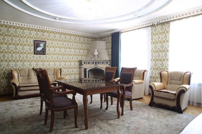 Imagen de la habitación del Hotel Grand Nur. Foto 7