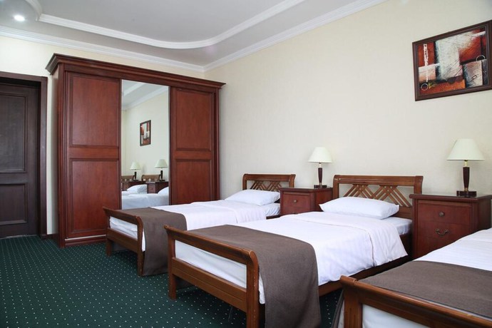Imagen de la habitación del Hotel Grand Nur. Foto 9