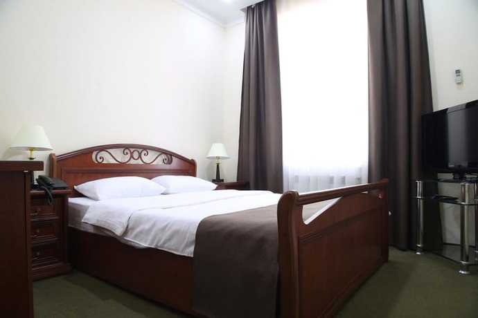 Imagen de la habitación del Hotel Grand Nur. Foto 10