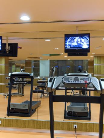 Imagen de los interiores del Hotel Grand Nur Plaza Convention Center. Foto 15