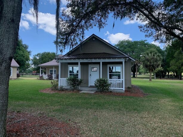 Imagen de la habitación del Hotel Grand Oaks Resort. Foto 20