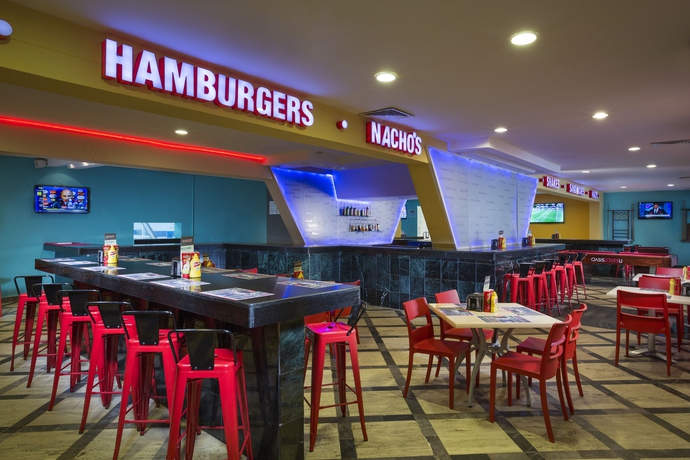 Imagen del bar/restaurante del Hotel Grand Oasis Cancun All Inclusive. Foto 5