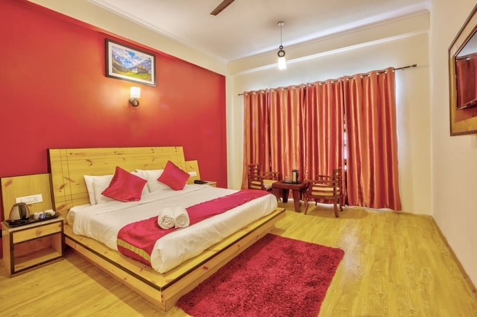 Imagen de la habitación del Hotel Grand Oasis. Foto 7