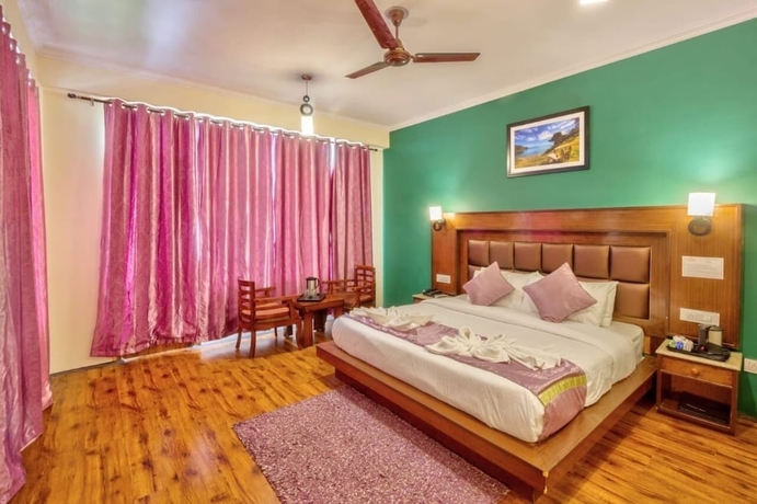 Imagen de la habitación del Hotel Grand Oasis. Foto 10
