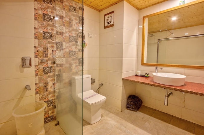 Imagen de la habitación del Hotel Grand Oasis. Foto 16