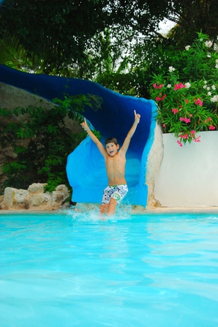 Imagen de la piscina del Hotel Grand Oasis Palm All Inclusive. Foto 14