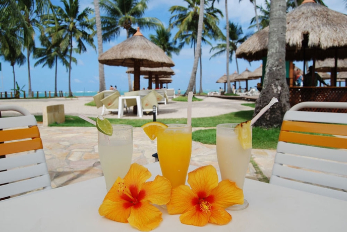 Imagen del bar/restaurante del Hotel Grand Oca Maragogi Resort - All Inclusive. Foto 2