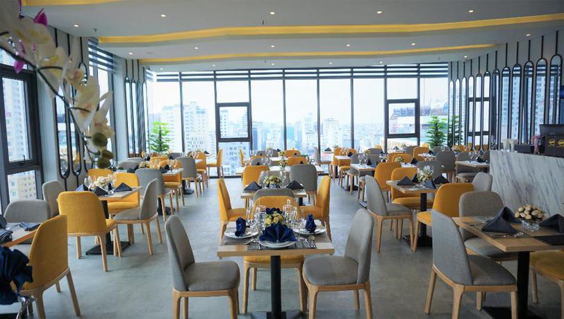 Imagen del bar/restaurante del Hotel Grand Ocean Luxury Boutique. Foto 3