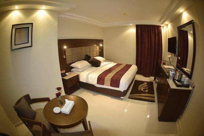 Imagen de la habitación del Hotel Grand Ocean and Resort. Foto 5
