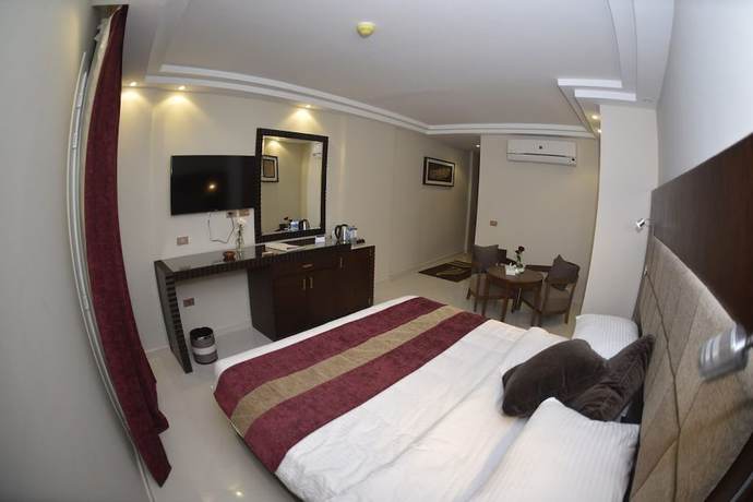 Imagen de la habitación del Hotel Grand Ocean and Resort. Foto 14