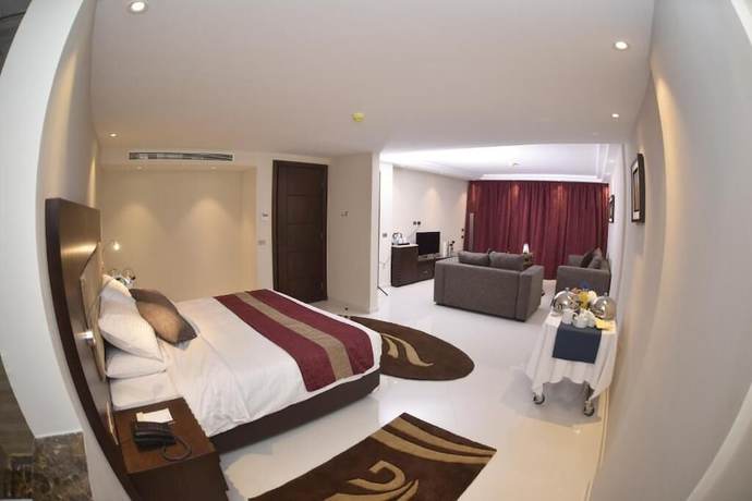 Imagen de la habitación del Hotel Grand Ocean and Resort. Foto 15