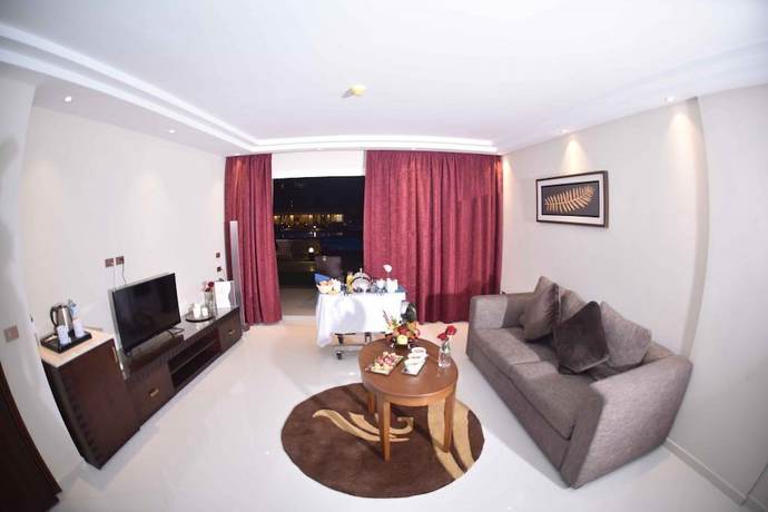 Imagen de la habitación del Hotel Grand Ocean and Resort. Foto 16