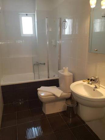 Imagen de la habitación del Hotel Grand Olympic Loutraki. Foto 7