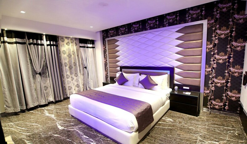 Imagen de la habitación del Hotel Grand Orchid. Foto 10
