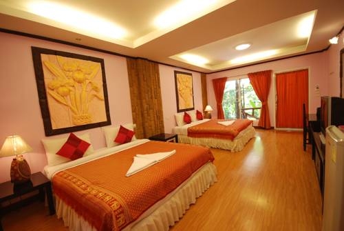 Imagen de la habitación del Hotel Grand Orchid Resort. Foto 21