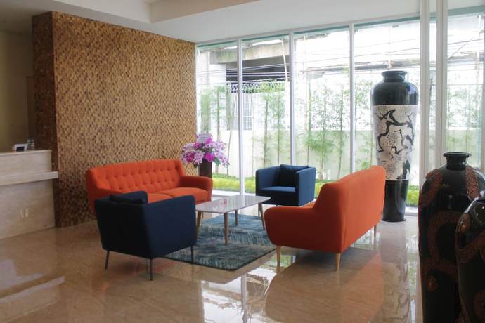 Imagen de los interiores del Hotel Grand Orchid Yogyakarta. Foto 18