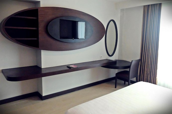 Imagen de la habitación del Hotel Grand Orchid Yogyakarta. Foto 13