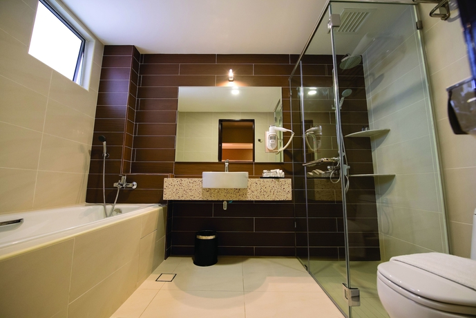 Imagen de la habitación del Hotel Grand Orient Perai. Foto 16