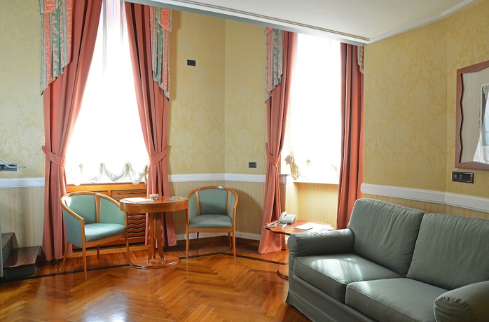 Imagen de la habitación del Hotel Grand Ortigia Siracusa. Foto 3