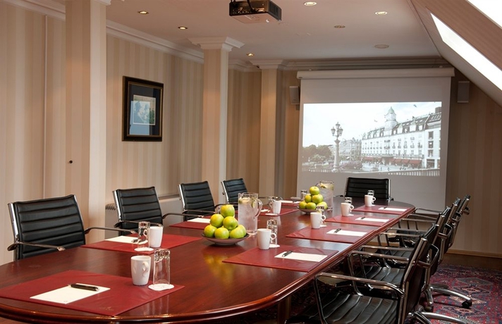 Imagen de los interiores del Hotel Grand Oslo. Foto 10