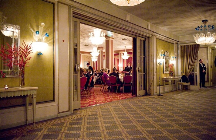 Imagen de los interiores del Hotel Grand Oslo. Foto 12