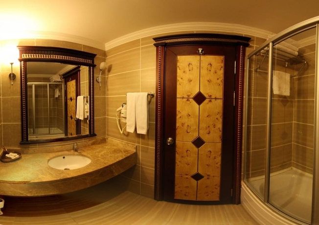 Imagen de la habitación del Hotel Grand Ozeren Otel and Spa. Foto 5