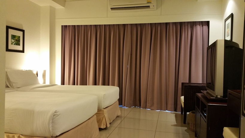Imagen de la habitación del Hotel Grand, PATTAYA BEACH. Foto 8