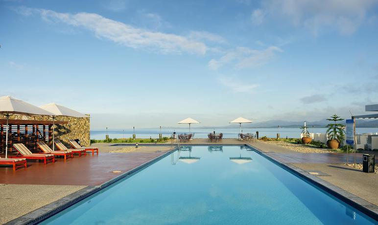 Imagen de la piscina del Hotel Grand Pacific Fiji. Foto 17