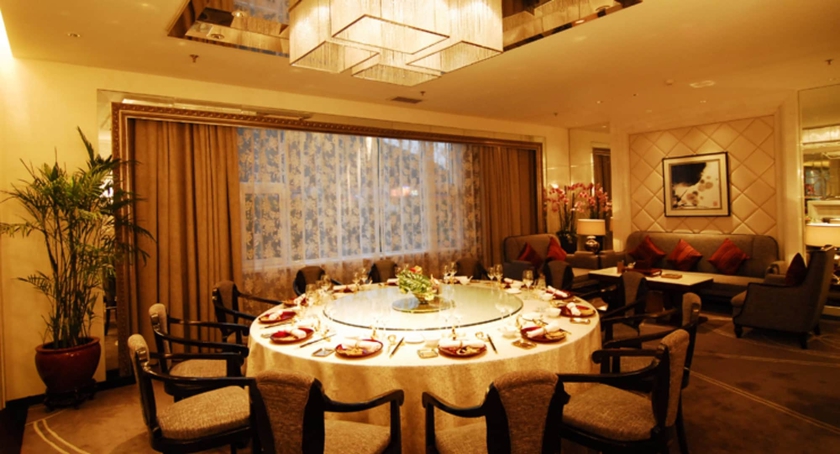 Imagen del bar/restaurante del Hotel Grand Pacific Ningbo. Foto 5