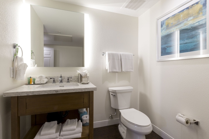 Imagen de la habitación del Hotel Grand Pacific Palisades. Foto 11