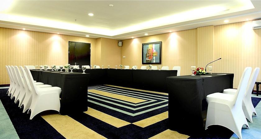 Imagen de los interiores del Hotel Grand Pacific, Pasirkaliki. Foto 10