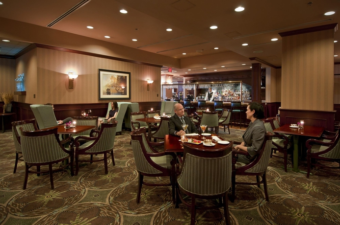 Imagen del bar/restaurante del Hotel Grand Pacific, Victoria. Foto 3