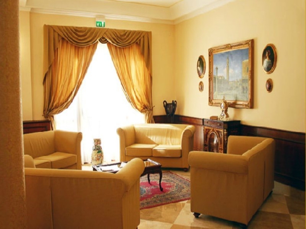 Imagen general del Hotel Grand Palace, Casabianca. Foto 5