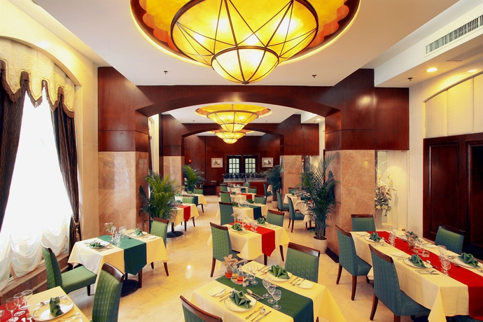 Imagen del bar/restaurante del Hotel Grand Palace, Guangzhou. Foto 4