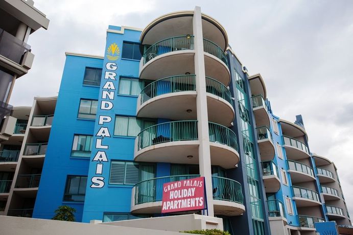 Imagen de los interiores del Hotel Grand Palais Beachside Resort. Foto 15