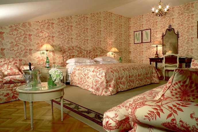 Imagen de la habitación del Hotel Grand Palazzo Della Fonte. Foto 5